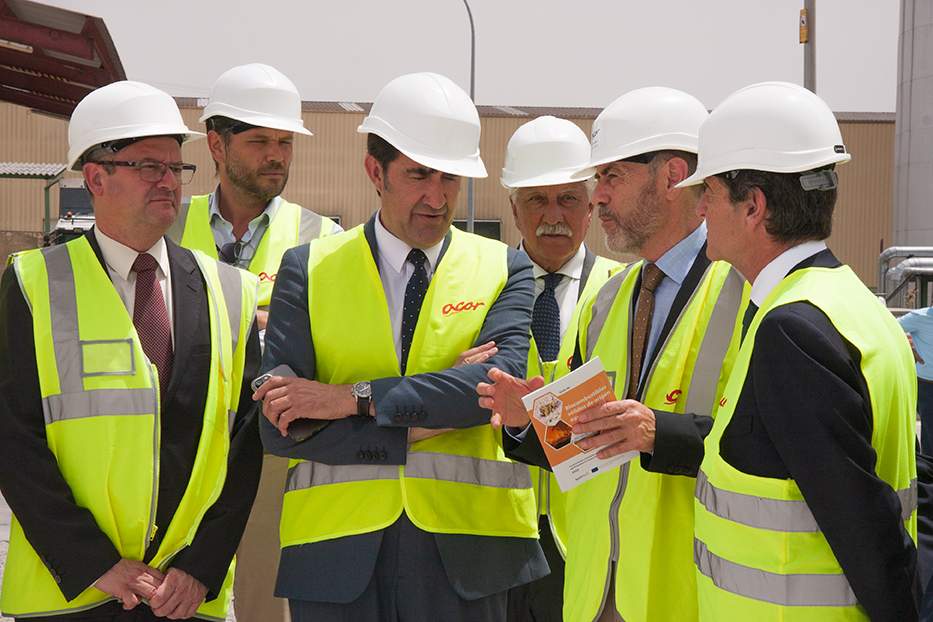 presentacion oficial de la cogeneracion con biomasa mas grande de españa por enso y acor